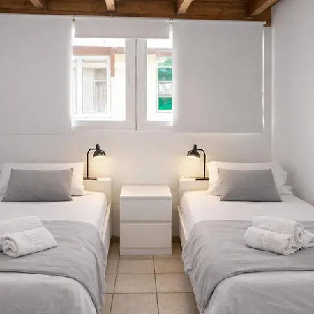 The Tree House Coliving * Ελ Μέντανο