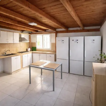 The Tree House Coliving Эль-Медано