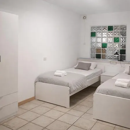 The Tree House Coliving Hostal El Médano