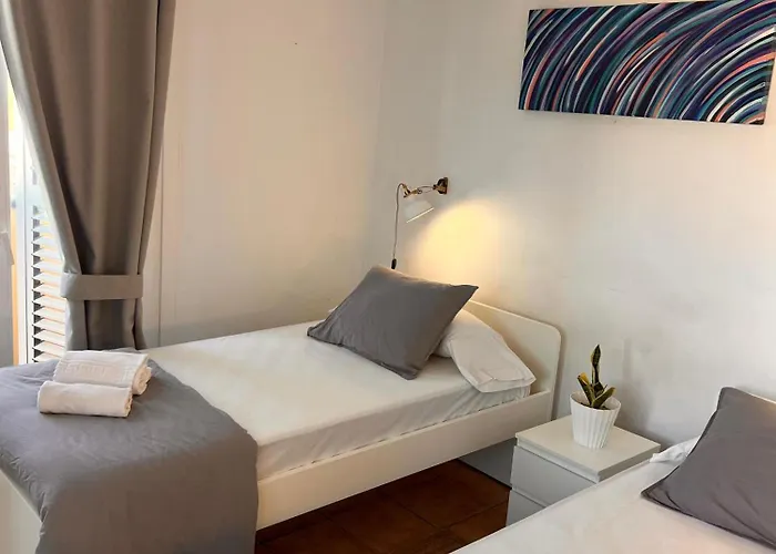 Хостел The Tree House Coliving