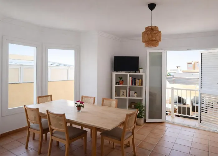 Хостел The Tree House Coliving