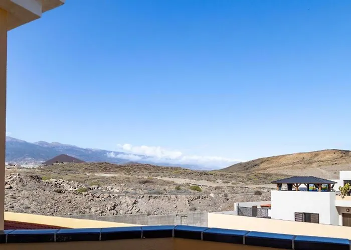 Хостел The Tree House Coliving *